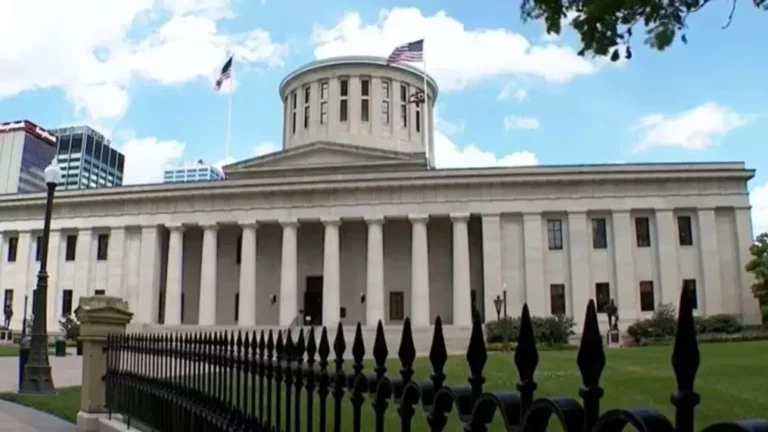 985b8d2c-a708-41af-9357-c65517d0eda9-large16x9_statehouse