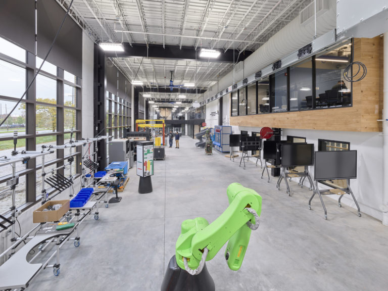 a - View 2 - Cleveland Foundation Advanced Manufacturing Floor_i